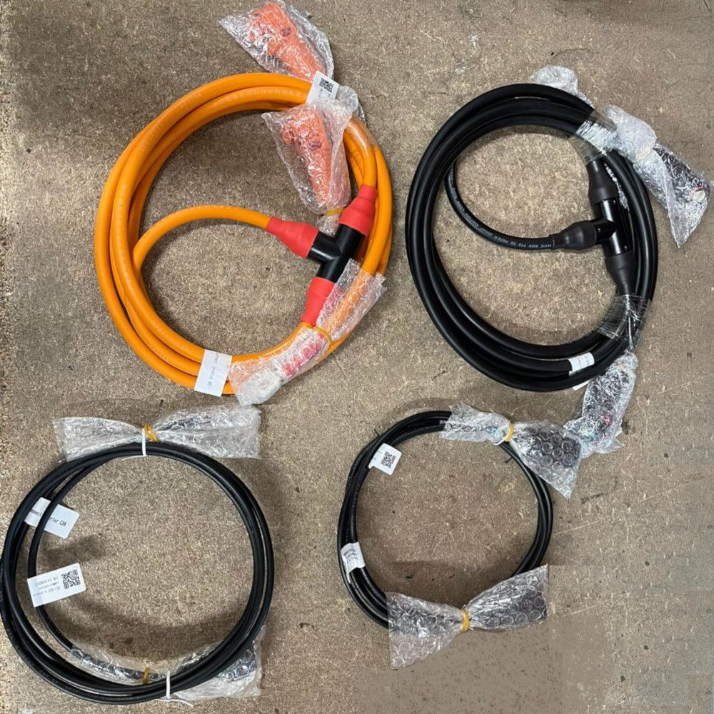 Growatt Join Battery Cables for two 6.5KWh Battery packs